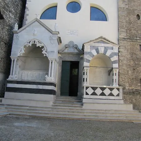 Casa Romantica Apartment Dervio