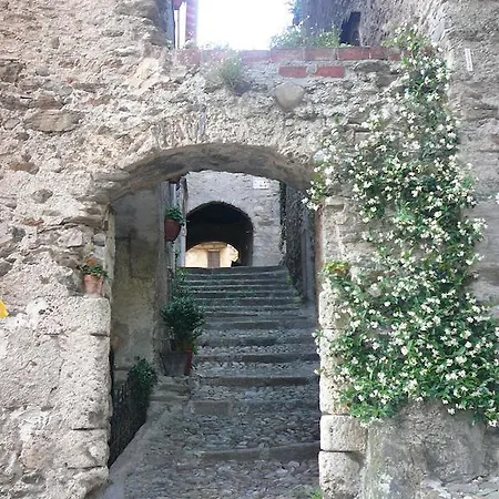 Casa Romantica Apartment Dervio